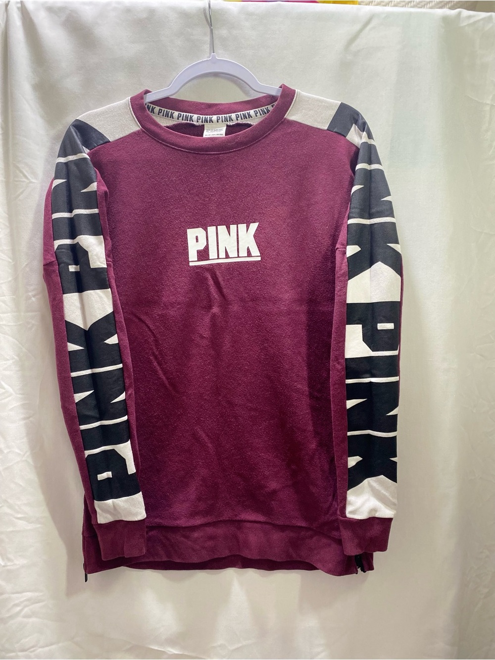 Pink Victoria Secret burgundy colorblock logo graphic Fleece crew neck XS Zipper